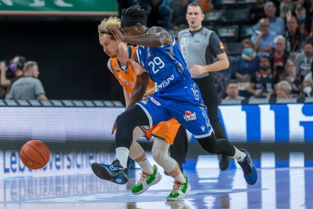 就在格林劳 就在格林劳